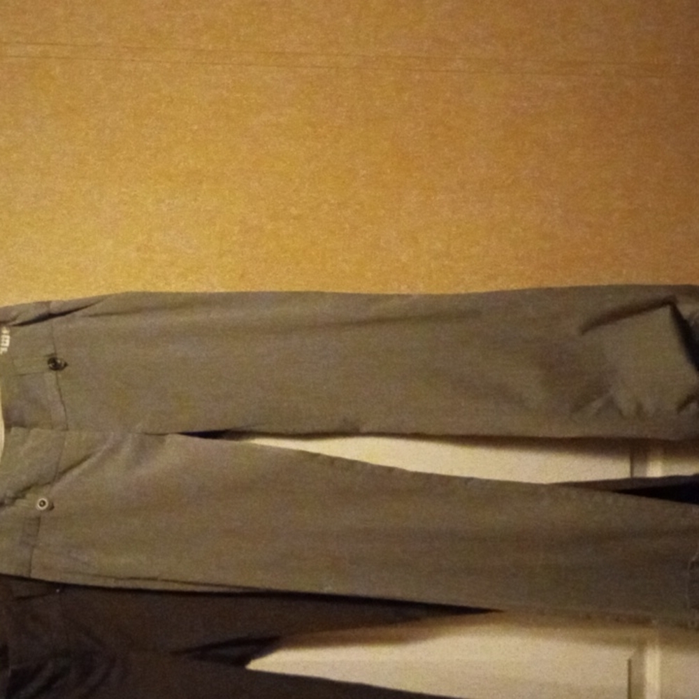 Pants - Picture 5 of 6